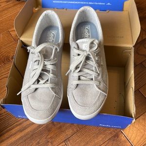 Keds, ladies size 6